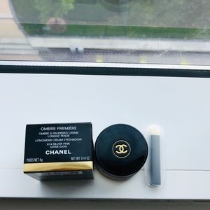 CHANEL longwear cream eye shadow